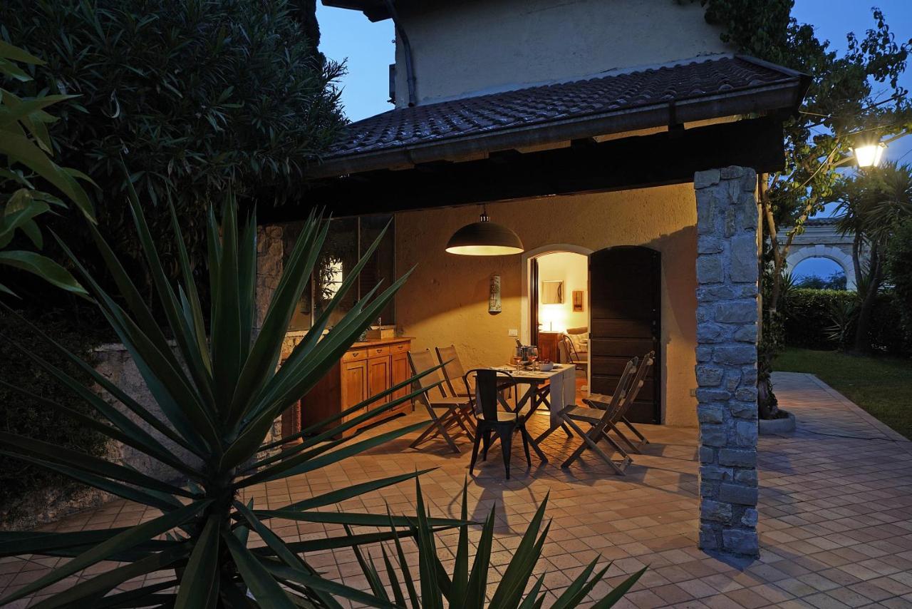 Villa Bouganville Toscolano-Maderno Exterior foto